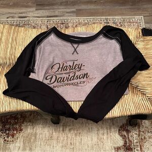 Harley-Davidson Black and Gray Long Sleeve Crop Top